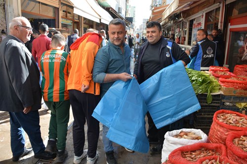 Bayram Öncesi Esnafa Temizlik Desteği