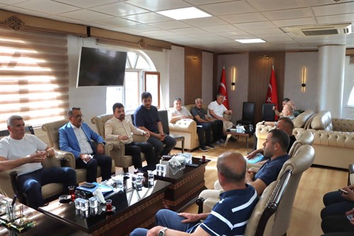 Başkan Zeyni İpek, Durum Değerlendirme Toplantısı Yaptı