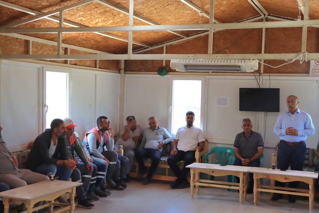 Temizlik işçileriyle toplantı yapıldı 